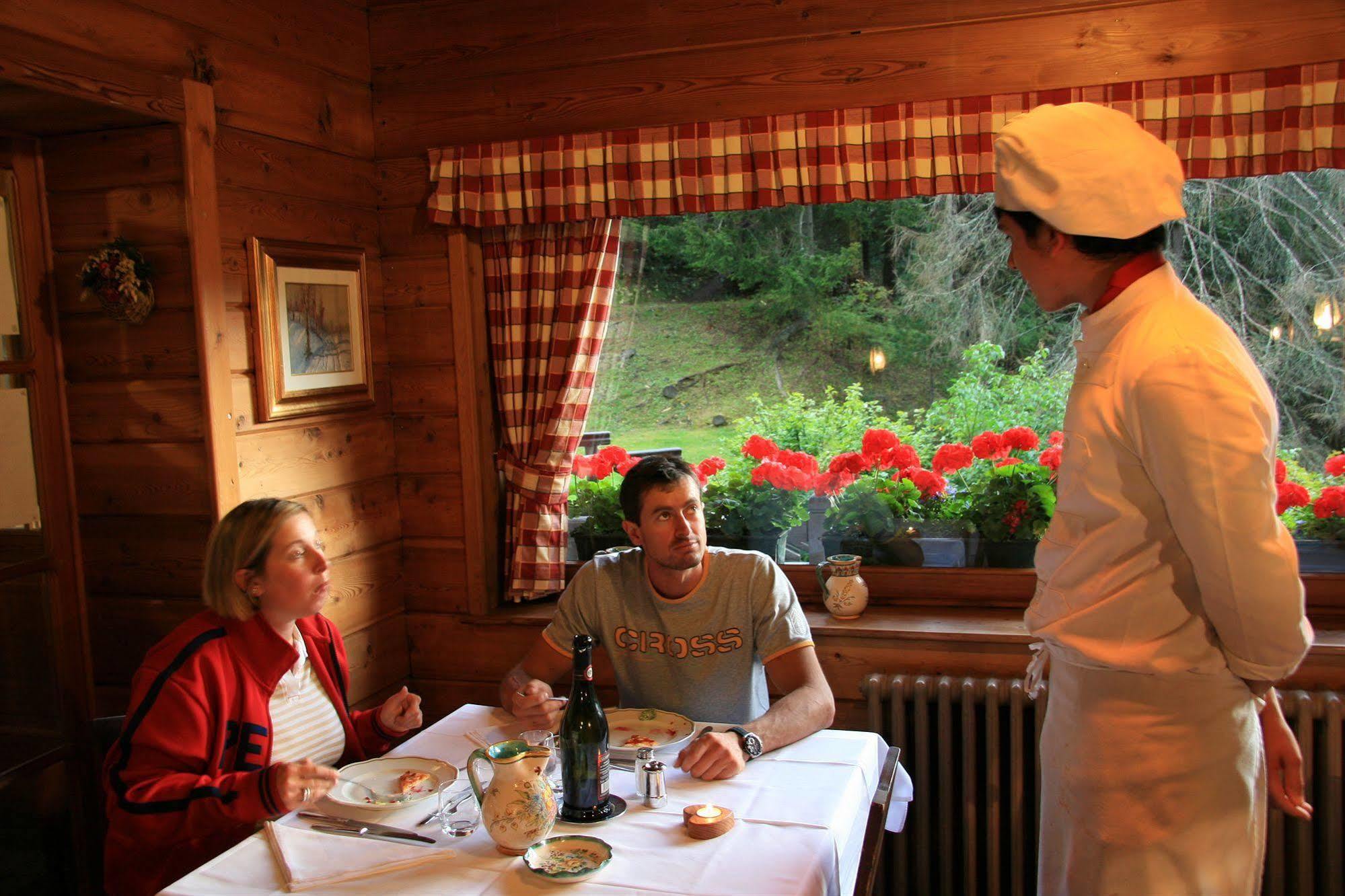 Albergo Villa Anna Maria Champoluc Dış mekan fotoğraf