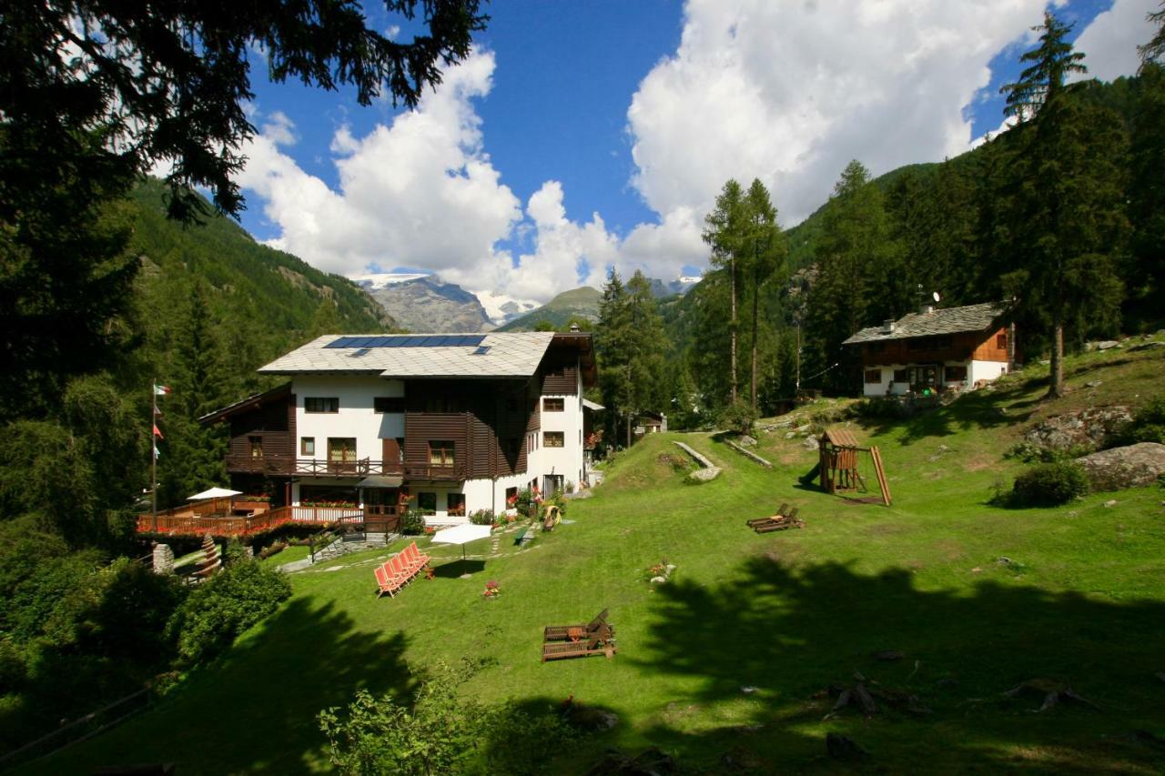 Albergo Villa Anna Maria Champoluc Dış mekan fotoğraf